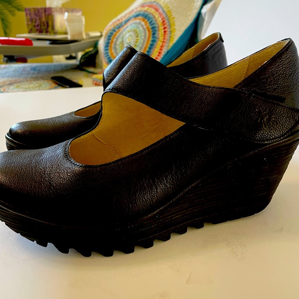 FlyLondon Dress Wedge
